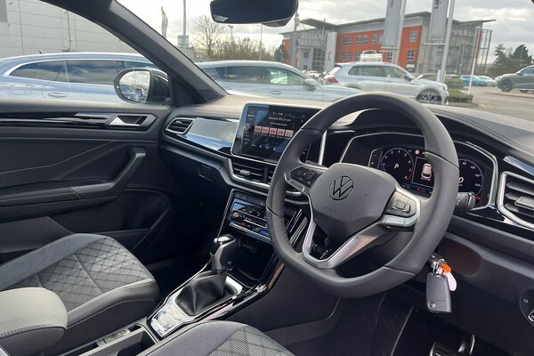 Used Volkswagen T-Roc 2025 for sale - 73995849: Photo 6