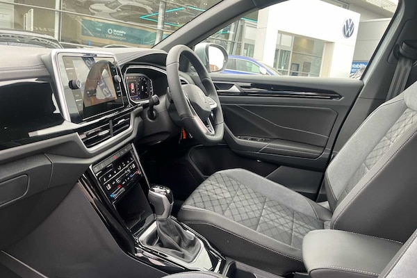 Used Volkswagen T-Roc 2025 for sale - 75142444: Photo 2