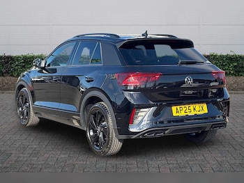 Used Volkswagen T-Roc 2025 for sale - 78172154: Photo