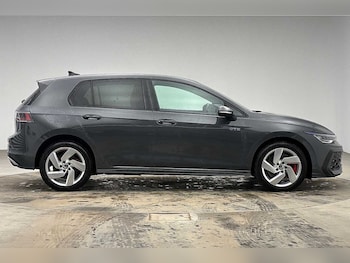 Used Volkswagen Golf 2025 for sale - 78206398: Photo