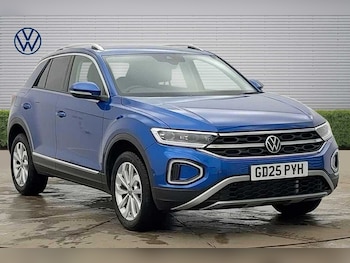 Used Volkswagen T-Roc 2025 for sale - 78232596: Photo