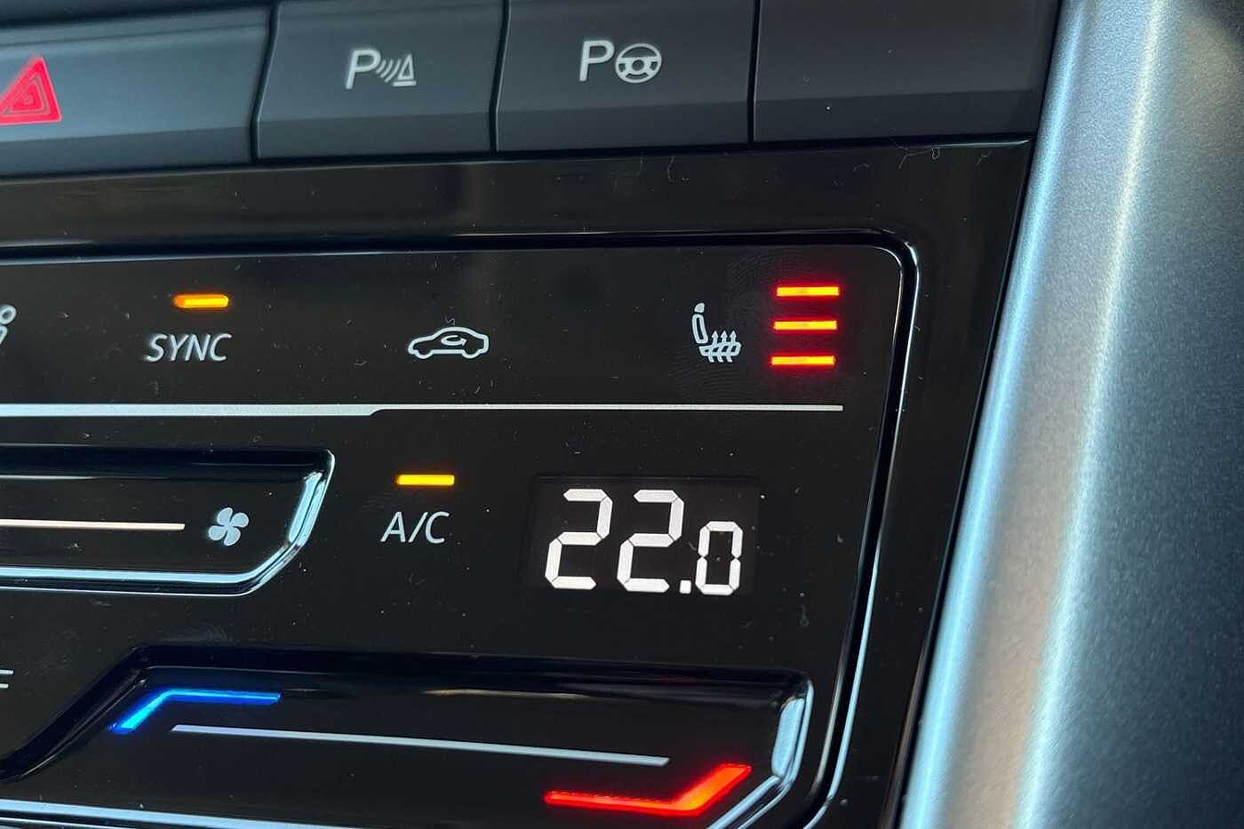 Used Volkswagen T-Roc 2025 for sale - 76837657: Photo 13