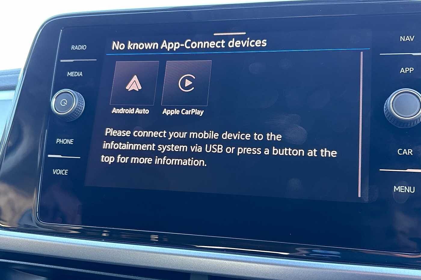 Used Volkswagen T-Roc 2025 for sale - 76837657: Photo 17