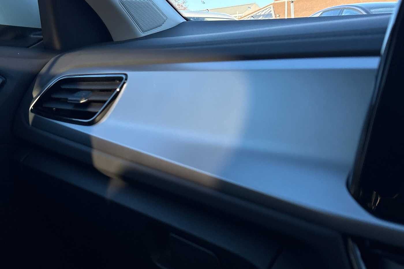 Used Volkswagen T-Roc 2025 for sale - 76837657: Photo 19