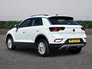 Used Volkswagen T-Roc 2023 for sale - 79117472: Photo