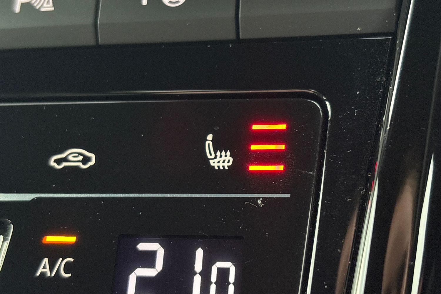 Used Volkswagen T-Roc 2022 for sale - 76486586: Photo 14