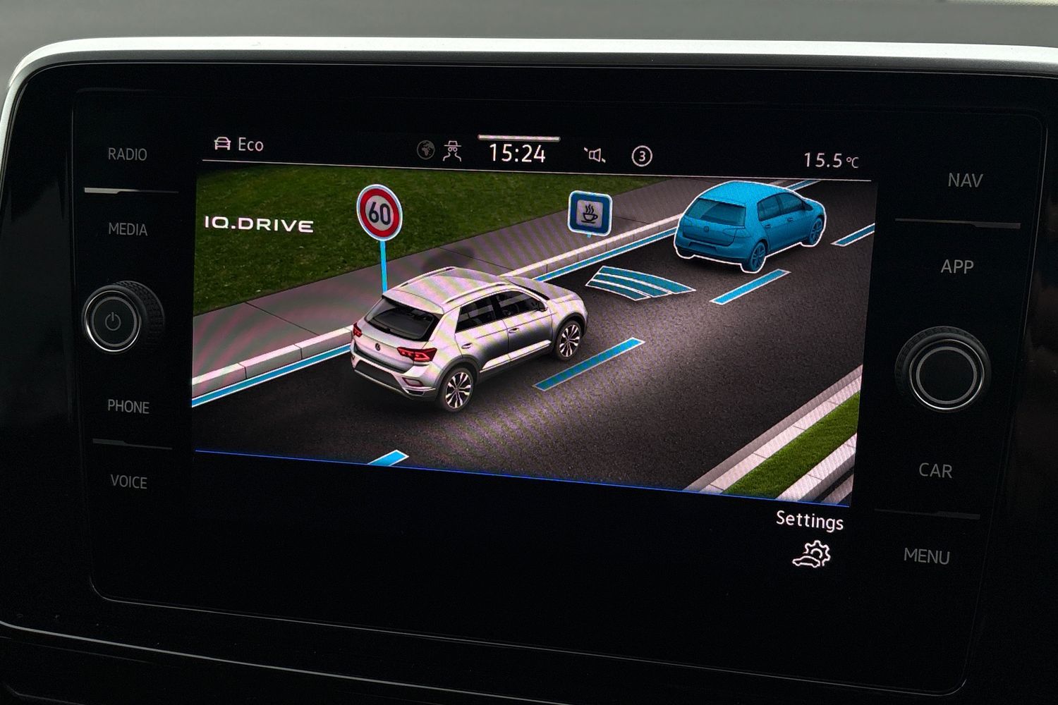 Used Volkswagen T-Roc 2022 for sale - 76486586: Photo 16