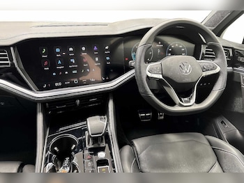 Used Volkswagen Touareg 2025 for sale - 75979482: Photo