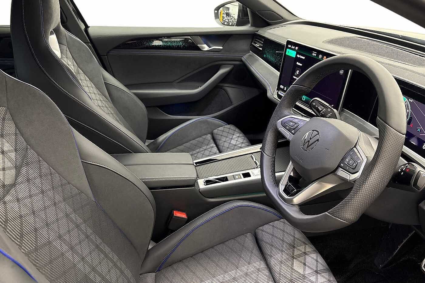 Used Volkswagen Passat 2025 for sale - 77427453: Photo 10