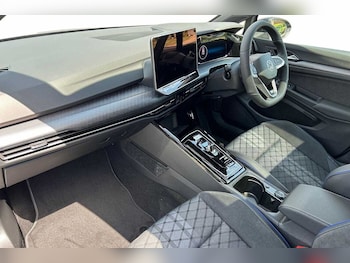 Used Volkswagen Golf 2026 for sale - 79133441: Photo