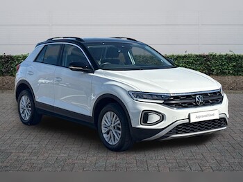 Used Volkswagen T-Roc 2023 for sale - 78073925: Photo