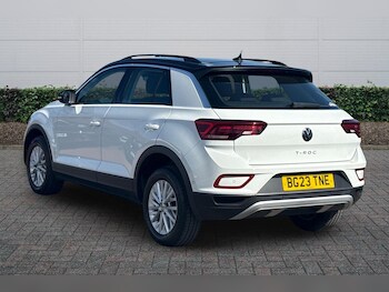 Used Volkswagen T-Roc 2023 for sale - 78073925: Photo
