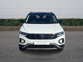 Used Volkswagen T-Roc 2023 for sale - 78073925: Photo