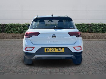 Used Volkswagen T-Roc 2023 for sale - 78073925: Photo