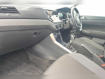 Used Volkswagen Polo 2024 for sale - 79510352: Photo