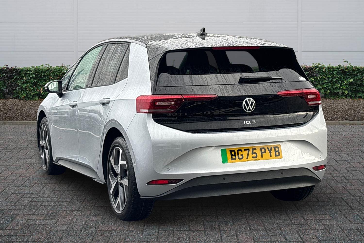 Used Volkswagen ID.3 2025 for sale - 76500913: Photo 2