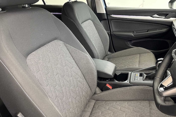 Used Volkswagen Golf 2024 for sale - 75590414: Photo 10