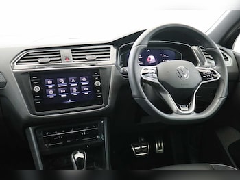 Used Volkswagen Tiguan 2024 for sale - 76123929: Photo 2