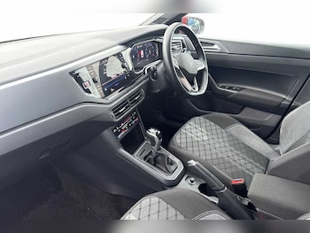 Used Volkswagen Polo 2023 for sale - 77030961: Photo