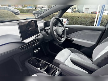 Used Volkswagen ID.3 2025 for sale - 76248475: Photo 2