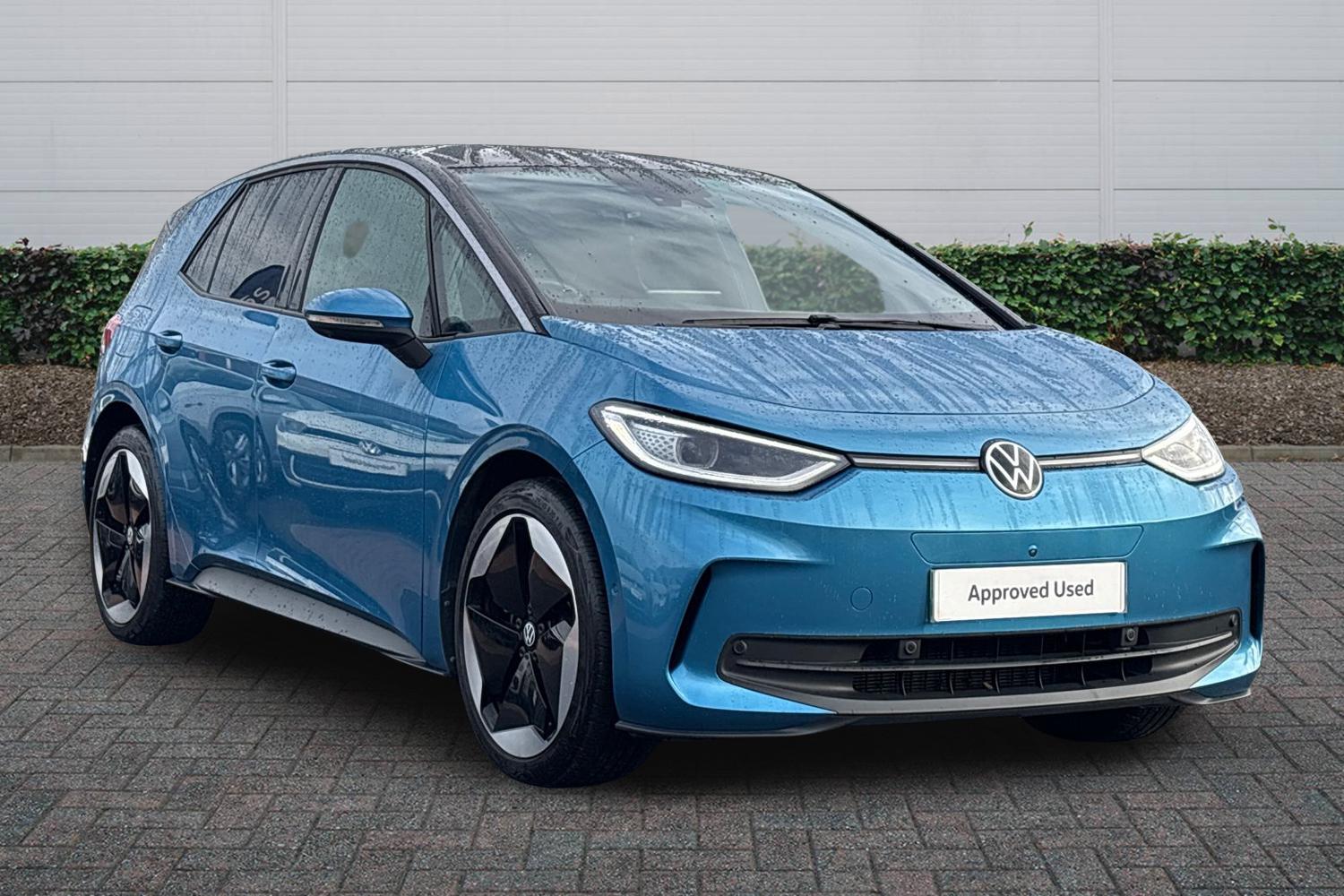 Used Volkswagen ID.3 2023 for sale - 76837805: Photo 1