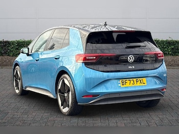 Used Volkswagen ID.3 2023 for sale - 76837805: Photo