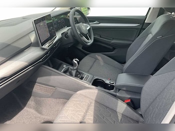 Used Volkswagen Golf 2026 for sale - 79133406: Photo