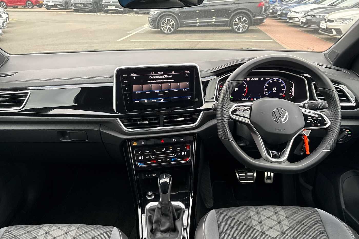Used Volkswagen T-Roc 2023 for sale - 76123960: Photo 8
