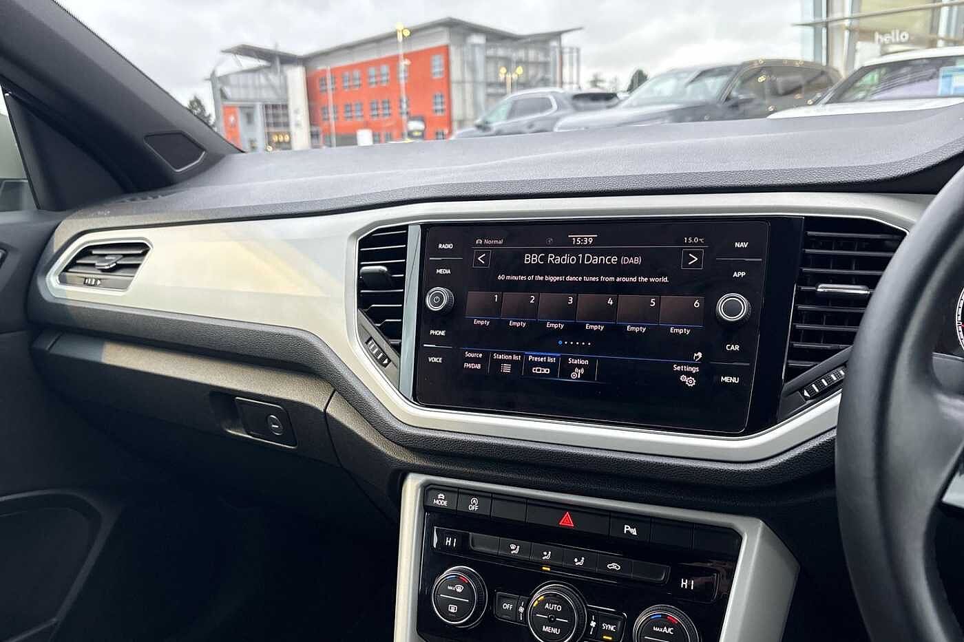 Used Volkswagen T-Roc 2020 for sale - 76539543: Photo 12