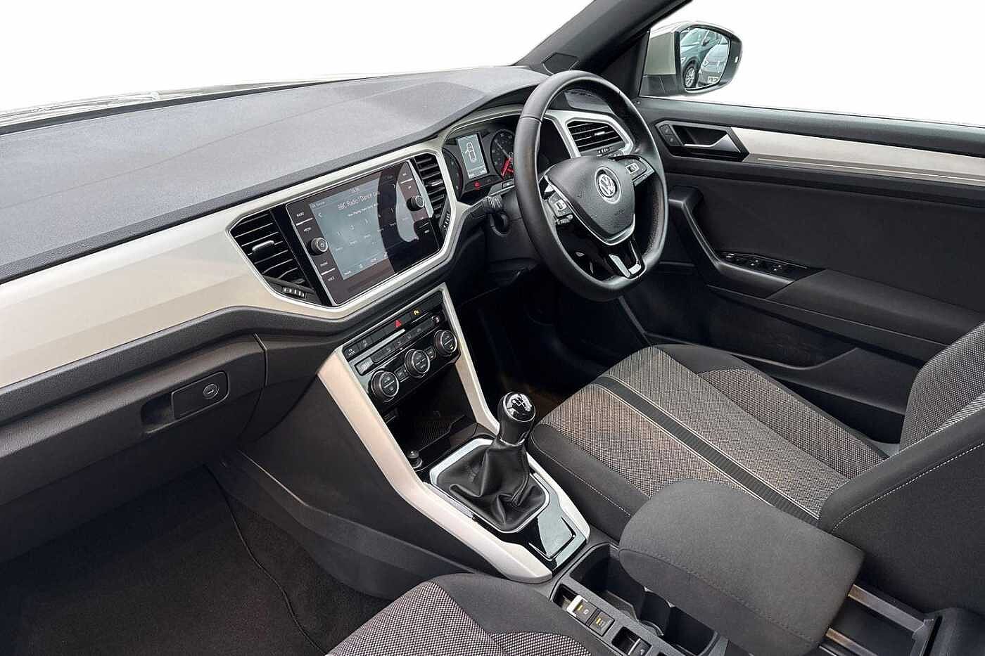 Used Volkswagen T-Roc 2020 for sale - 76539543: Photo 2