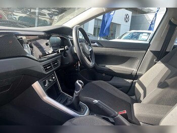 Used Volkswagen Polo 2023 for sale - 75742482: Photo