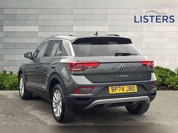 Used Volkswagen T-Roc 2025 for sale - 76327794: Photo