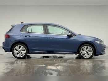 Used Volkswagen Golf 2025 for sale - 78363717: Photo