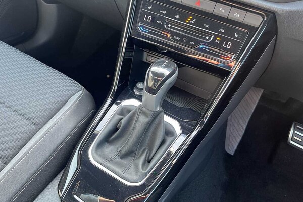 Used Volkswagen T-Roc 2025 for sale - 74547657: Photo 10