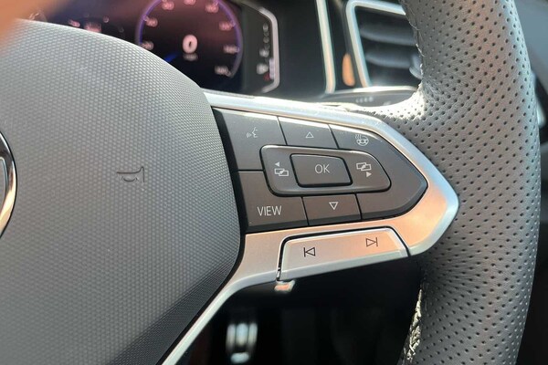 Used Volkswagen T-Roc 2025 for sale - 74547657: Photo 16