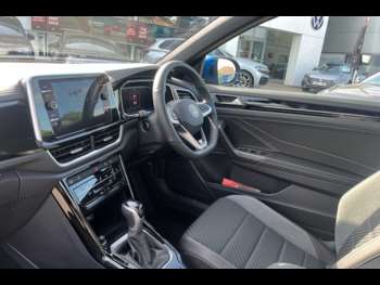 Used Volkswagen T-Roc 2025 for sale - 74547657: Photo
