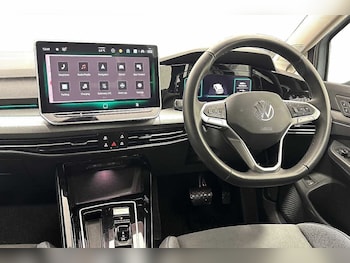 Used Volkswagen Golf 2025 for sale - 77413058: Photo