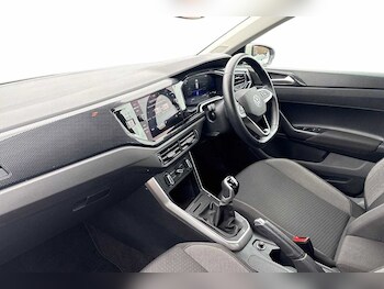 Used Volkswagen Polo 2024 for sale - 78186451: Photo