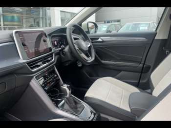 Used Volkswagen T-Roc 2024 for sale - 73298584: Photo