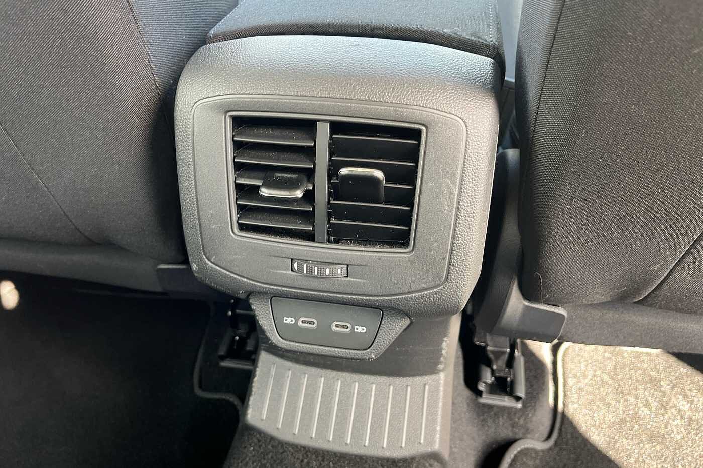 Used Volkswagen T-Roc 2024 for sale - 75966535: Photo 15