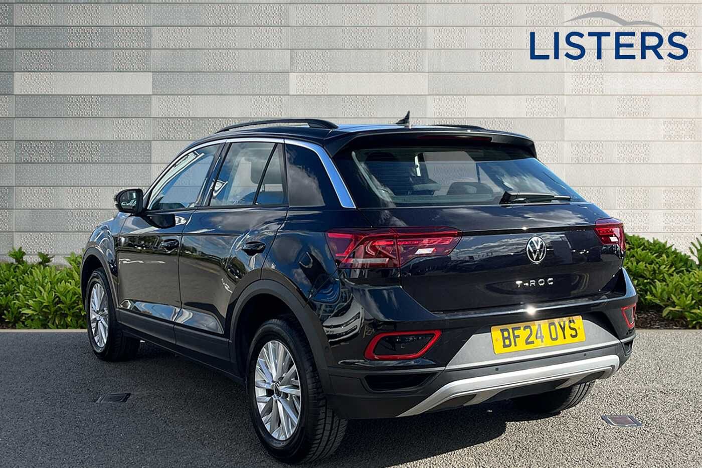 Used Volkswagen T-Roc 2024 for sale - 75966535: Photo 3