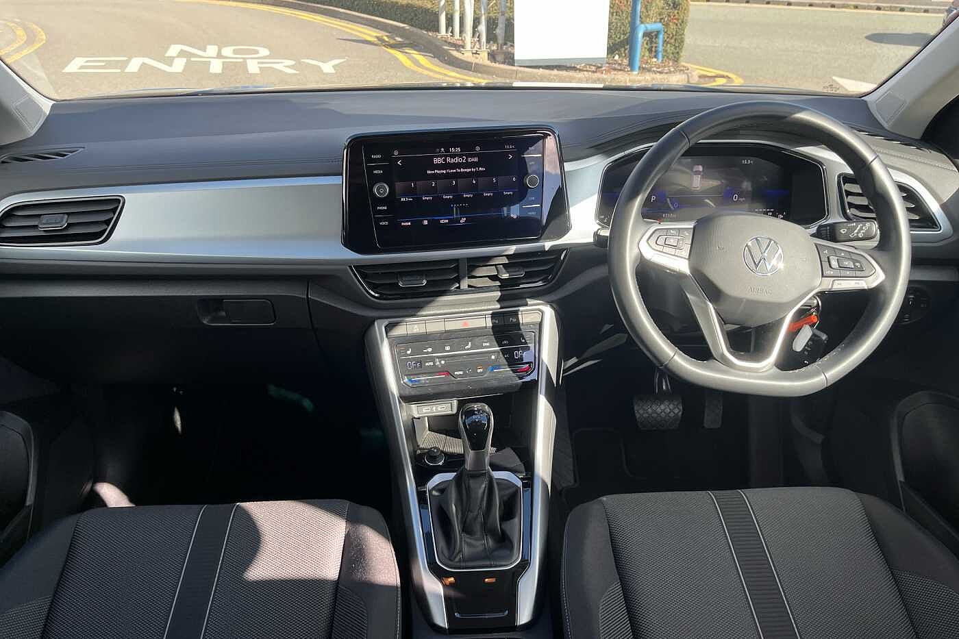 Used Volkswagen T-Roc 2024 for sale - 75966535: Photo 8