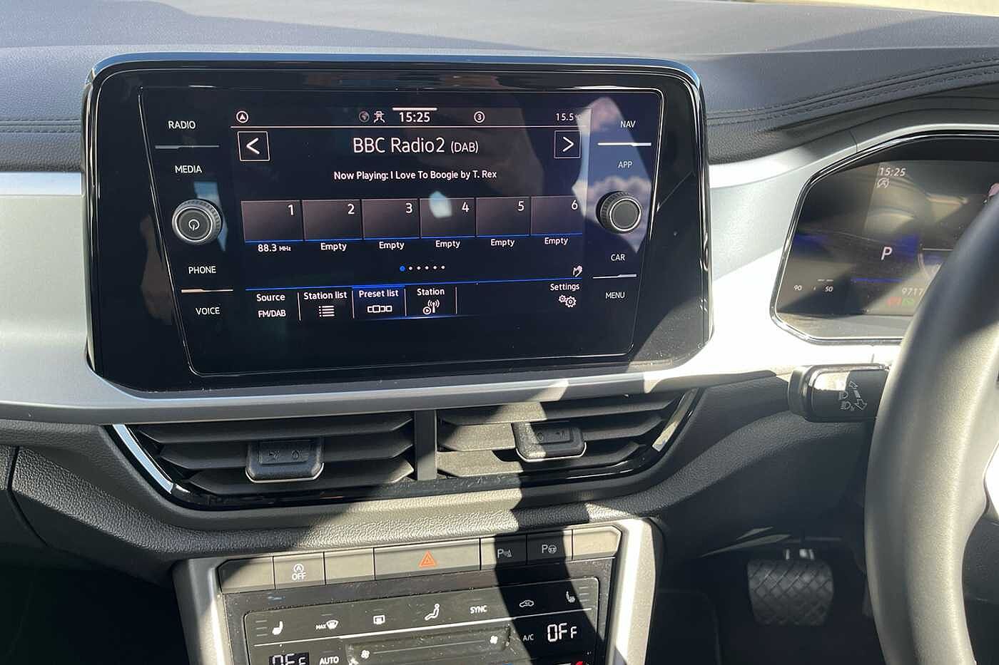 Used Volkswagen T-Roc 2024 for sale - 75966535: Photo 9