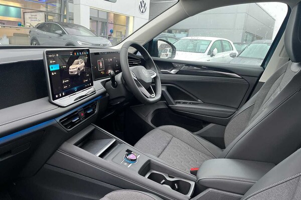 Used Volkswagen Tiguan 2024 for sale - 75553963: Photo 2