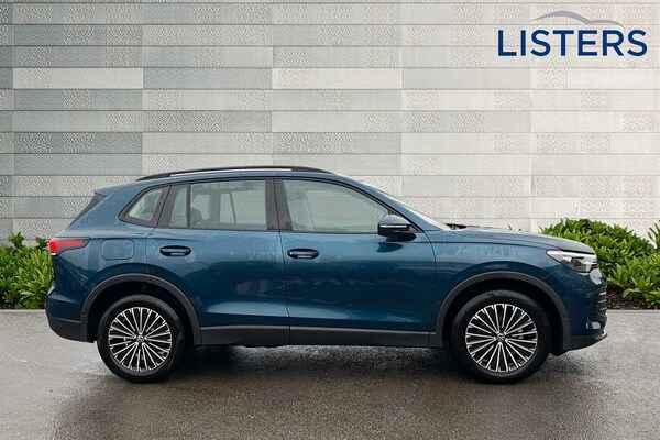 Used Volkswagen Tiguan 2024 for sale - 75553963: Photo 4