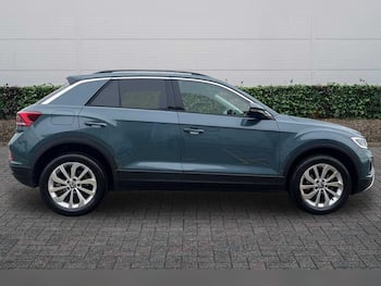 Used Volkswagen T-Roc 2025 for sale - 79848233: Photo