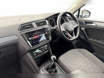 Used Volkswagen Tiguan 2021 for sale - 76514479: Photo