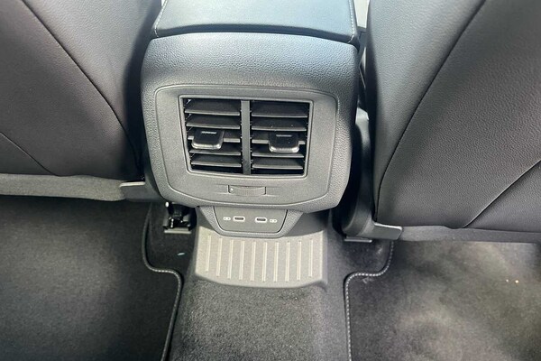 Used Volkswagen T-Roc 2025 for sale - 75142502: Photo 13