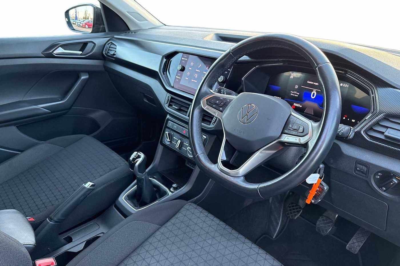 Used Volkswagen T-Cross 2023 for sale - 77124747: Photo 6