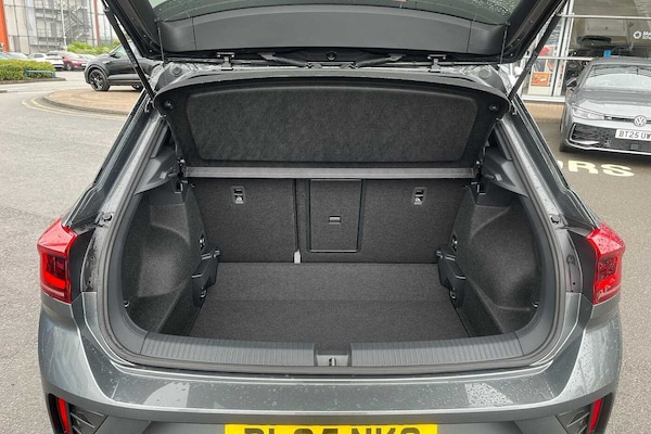 Used Volkswagen T-Roc 2025 for sale - 74876581: Photo 12